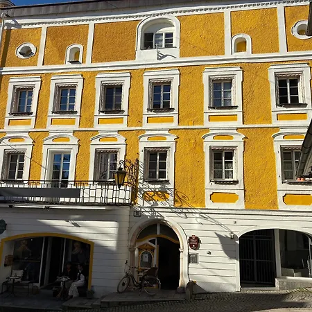 Traumhafter Altbau Am Διαμέρισμα Gmunden